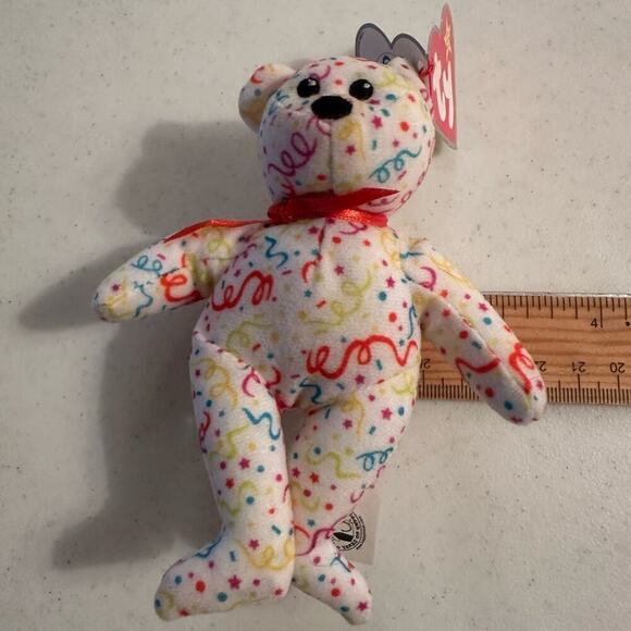 $8 or ❤️bundle 5 x $25 with eligible listings with ❤️
TY Streamers The Bear - Picture 7 of 7